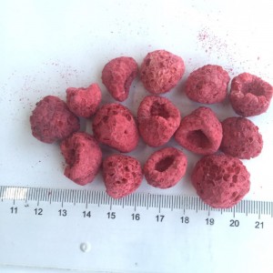freeze-dried raspberries